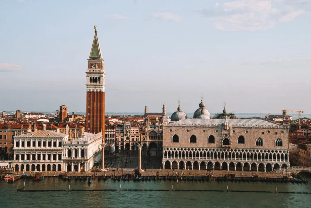 Colonna di San Marco e San Teodoro
