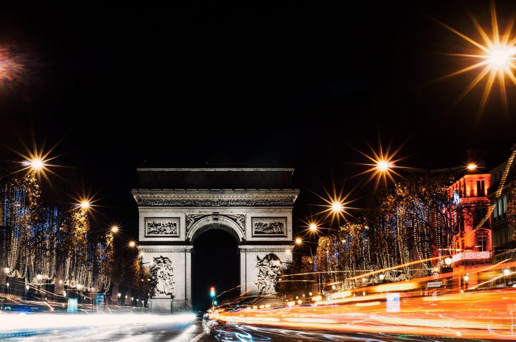 Champs-Elysées at night