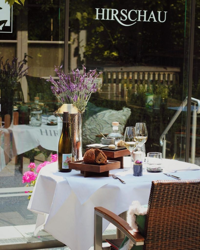 1804 Restaurant