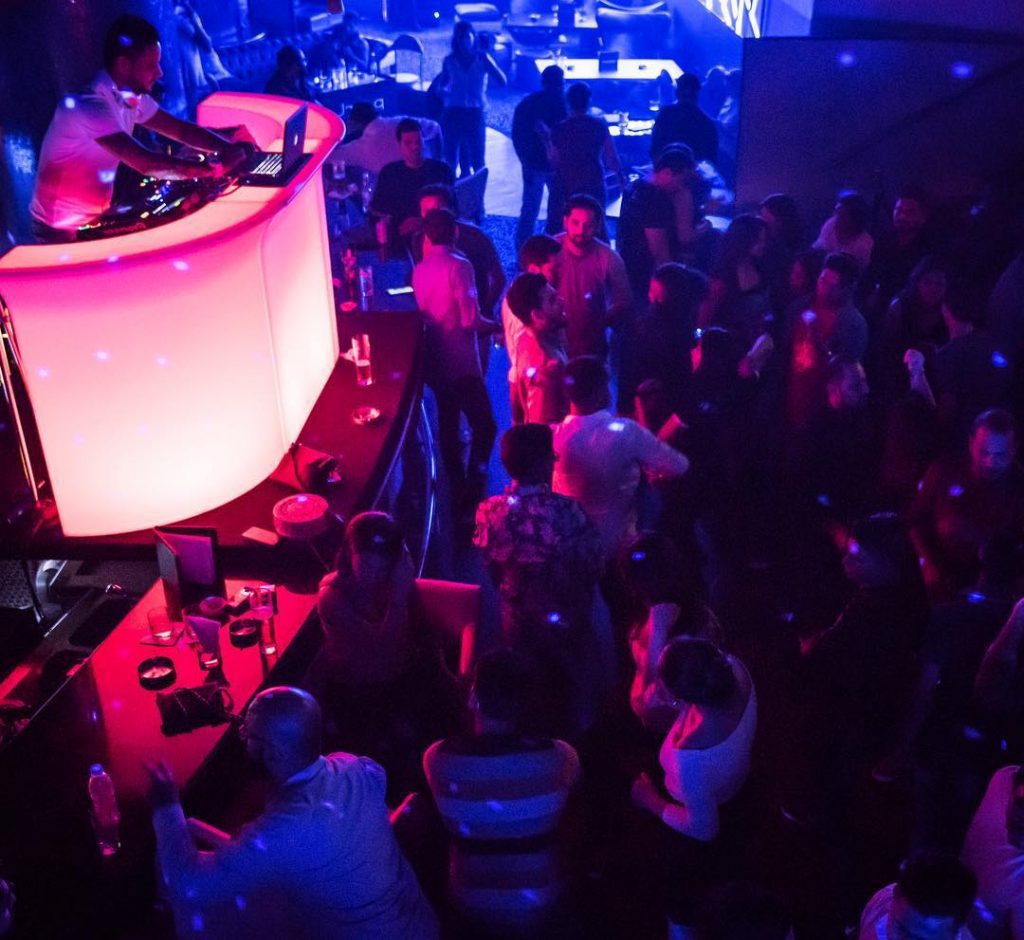PEARL Lounge Club