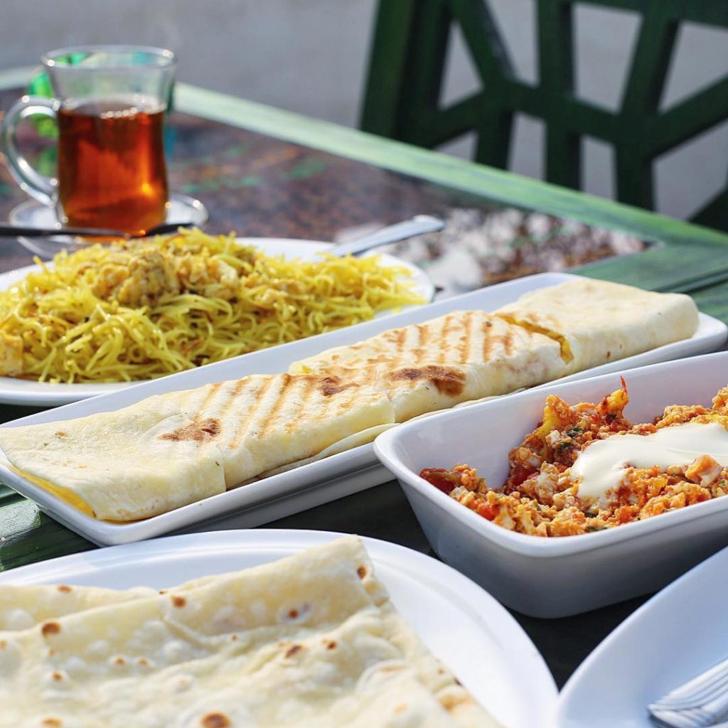 Shai Shamoos Restaurant