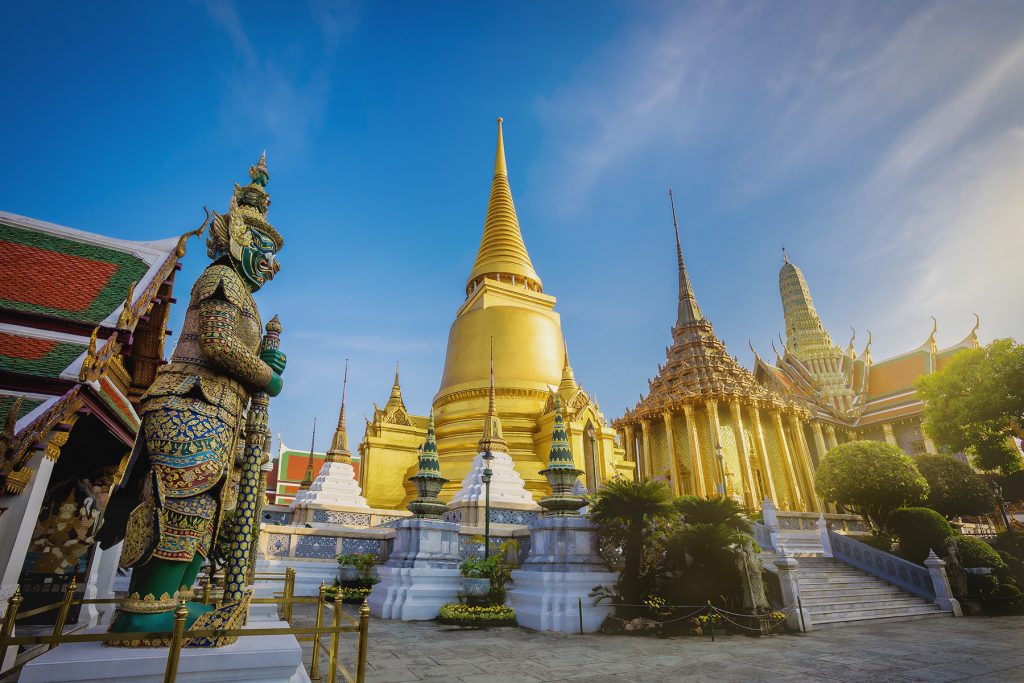 Big Buddha Wat Phra Kaew