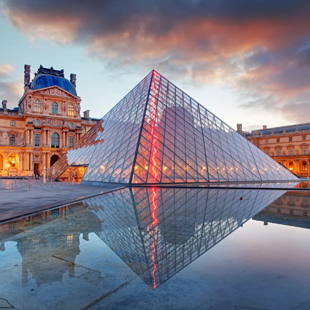 Secrets of Louvre
