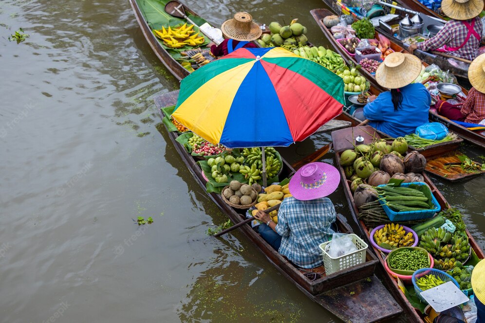 Saduak Floating Market
