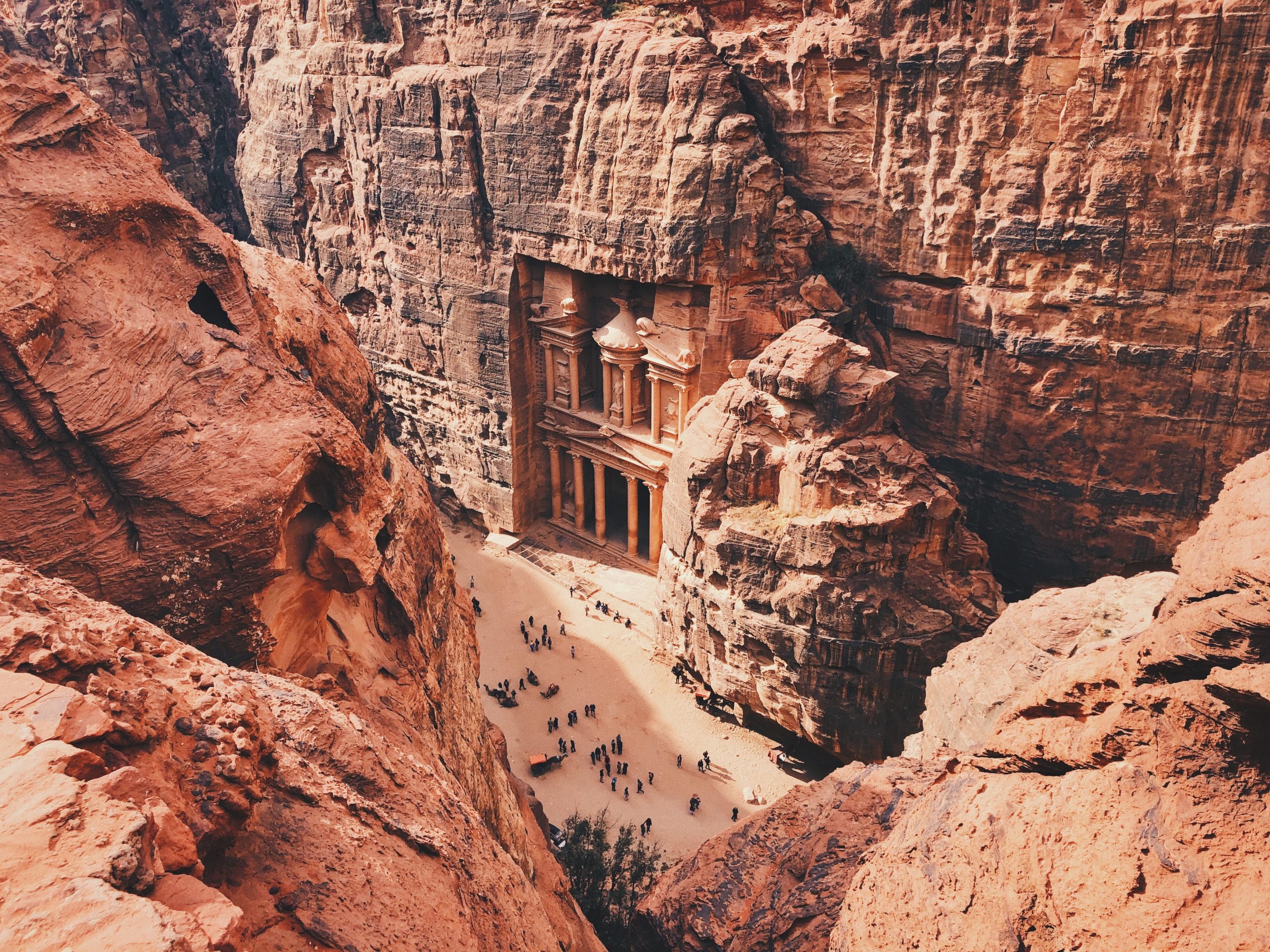 25 Essential Things To Do in Petra, Jordan