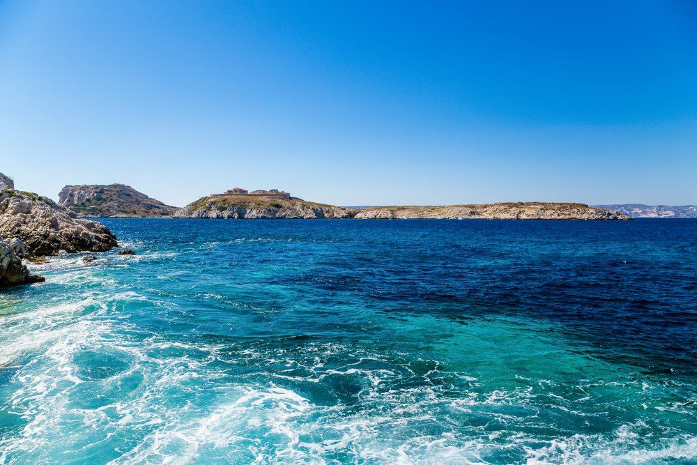 Île Ratonneau - 10 Best Islands Around Marseille 