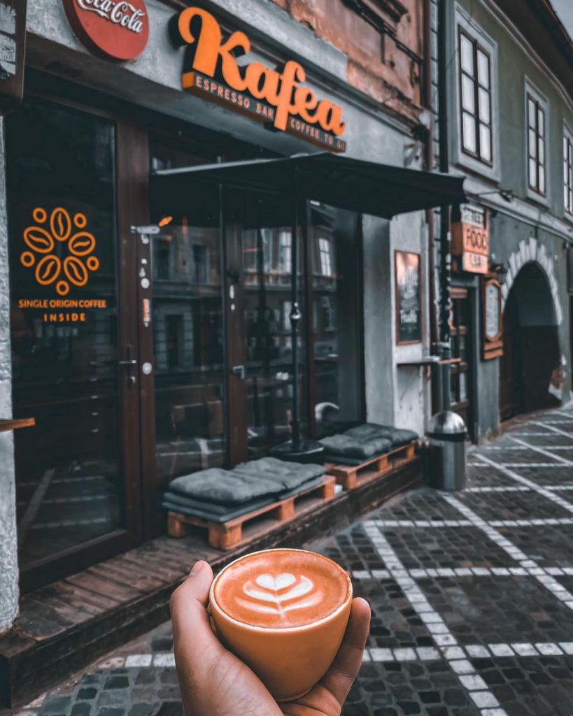 Kafea, Work-friendly Coffee - 20 Best Cafes in Brasov
