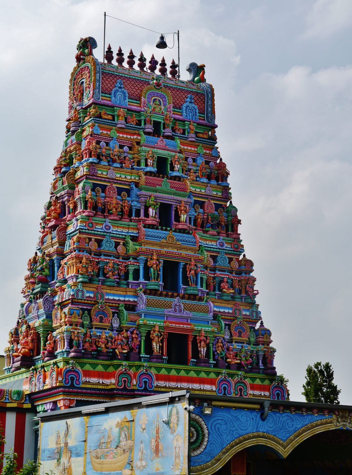10-surprising-temples-in-south-africa-you-didn-t-know-existed-framey
