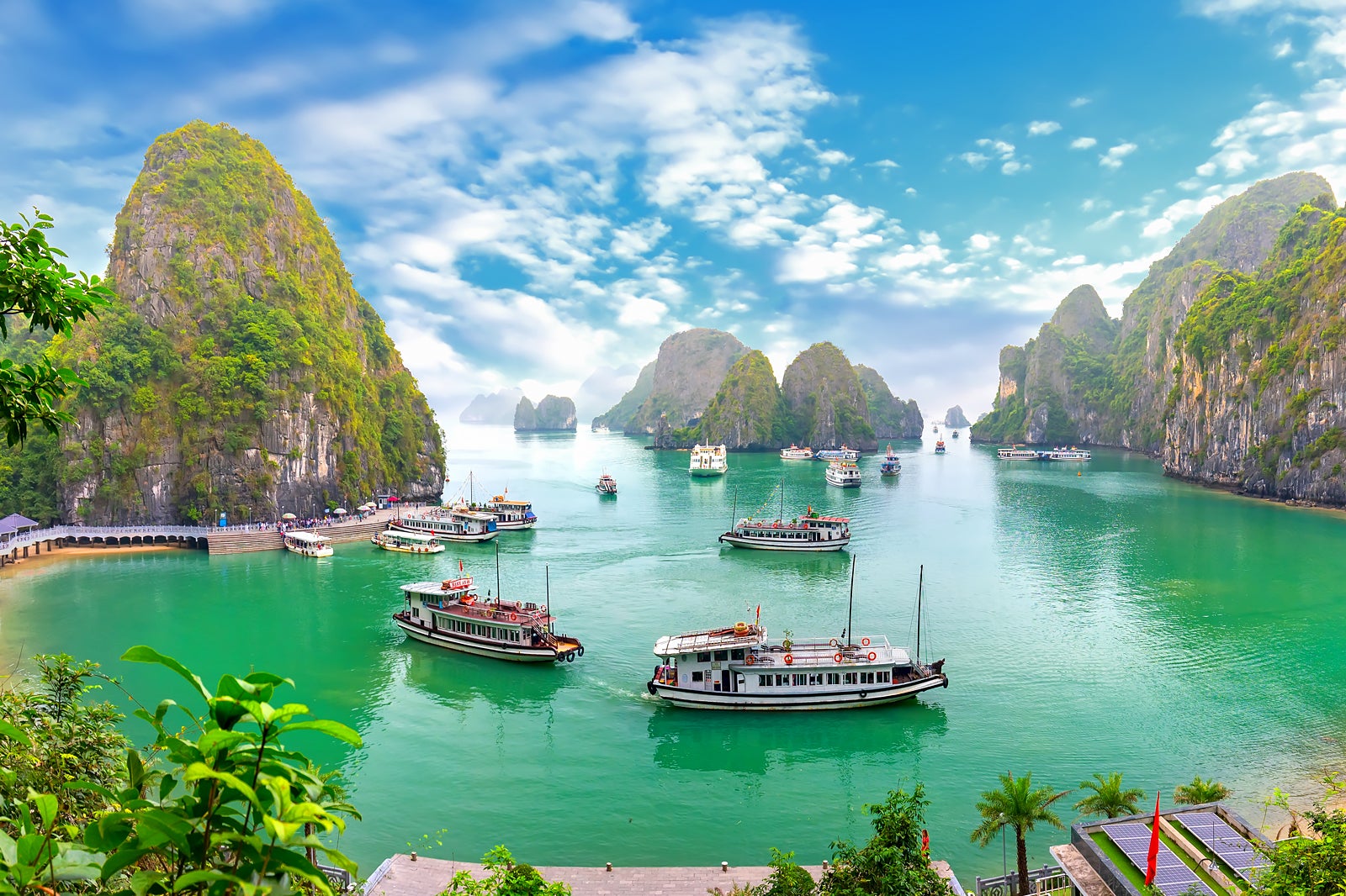 Halong Bay Cruise - 10 Days in Vietnam