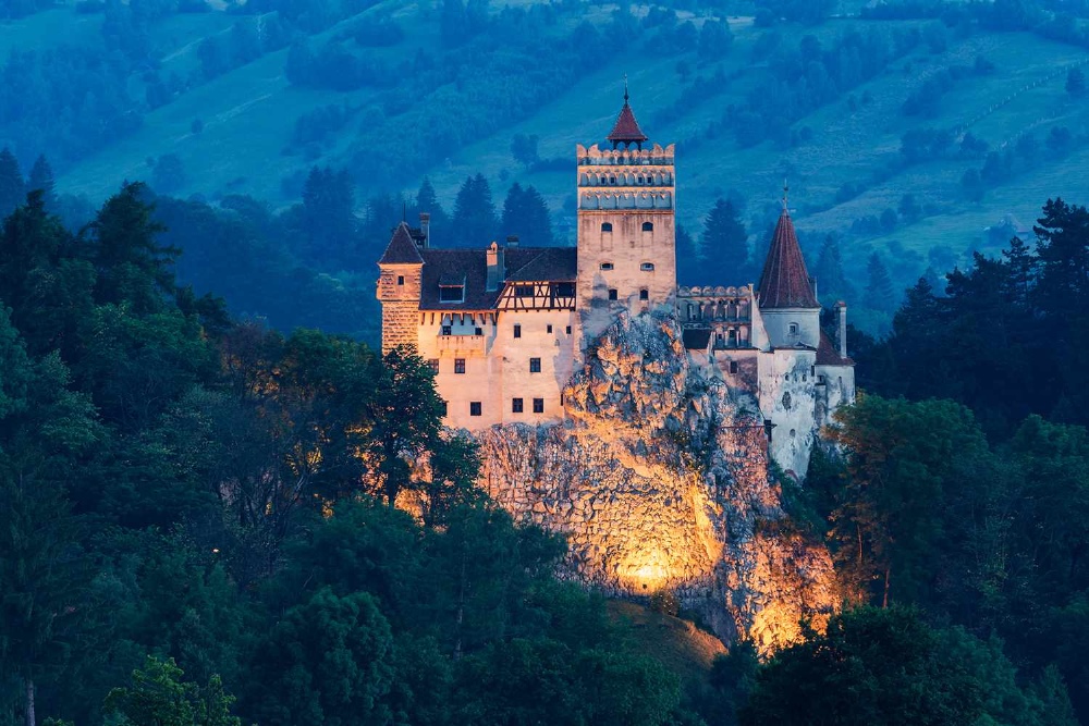 10 Spectacular Castles in Europe That You Need to Visit