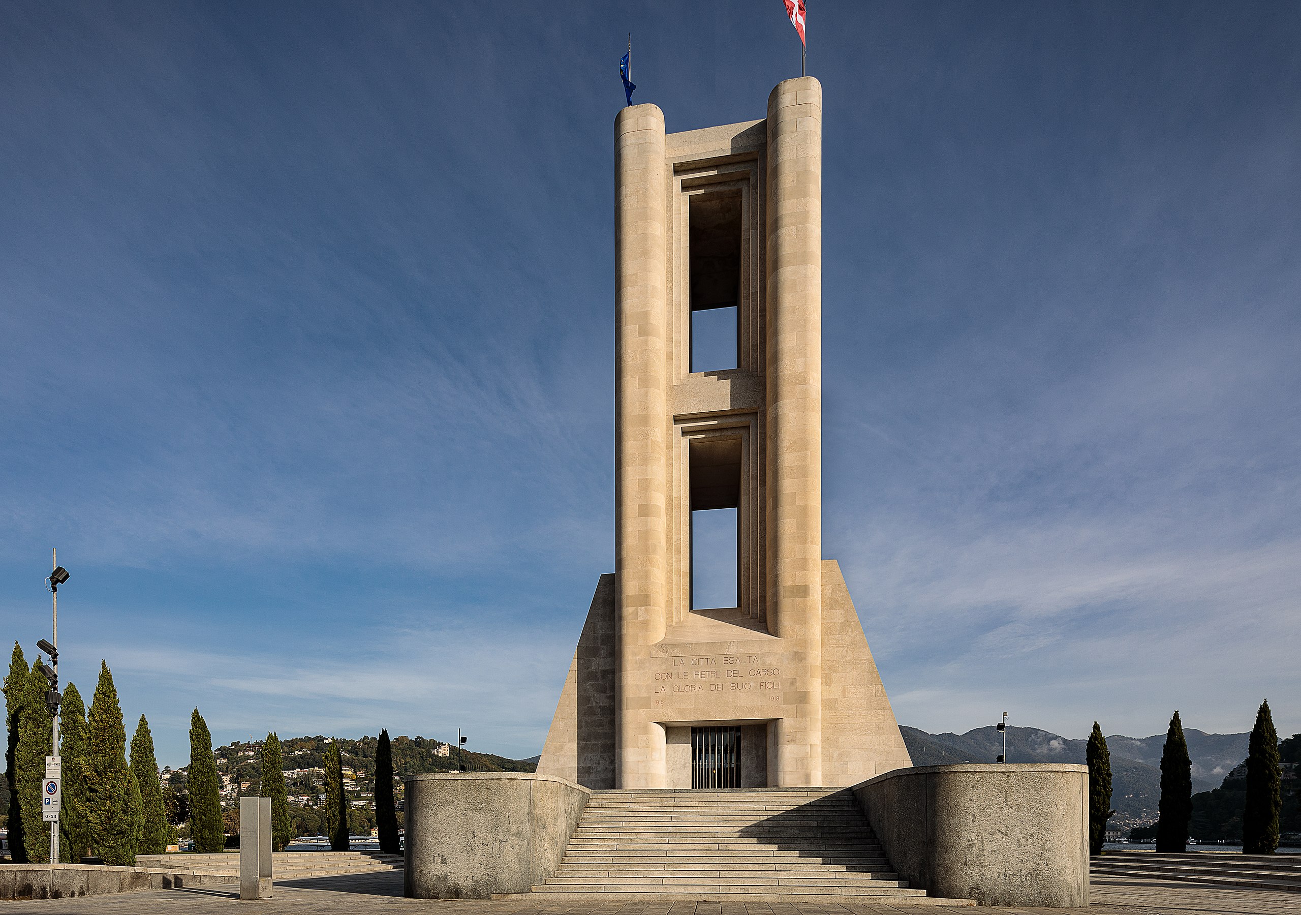 War Memorial, Como