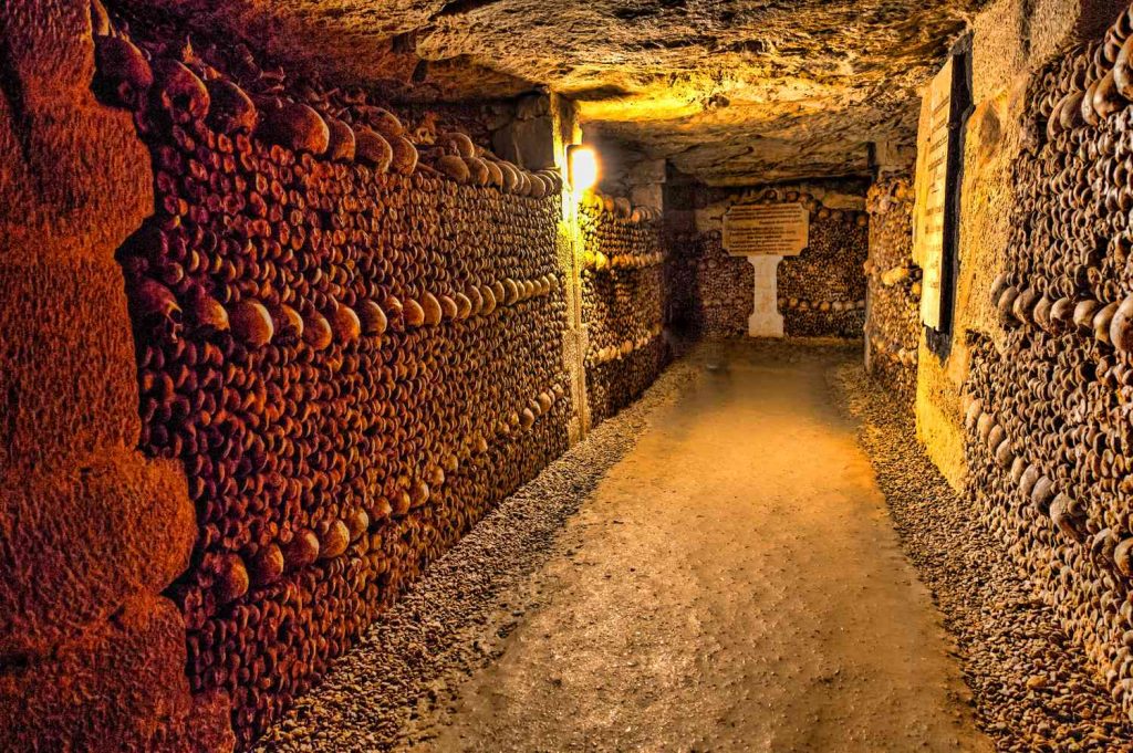  The catacombs: Explore the Dark and Mysterious World of Paris Catacombs – An Unforgettable Experience!