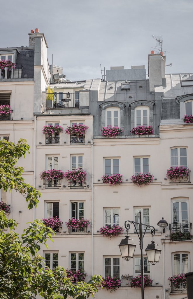 Tips for budget travel in Paris