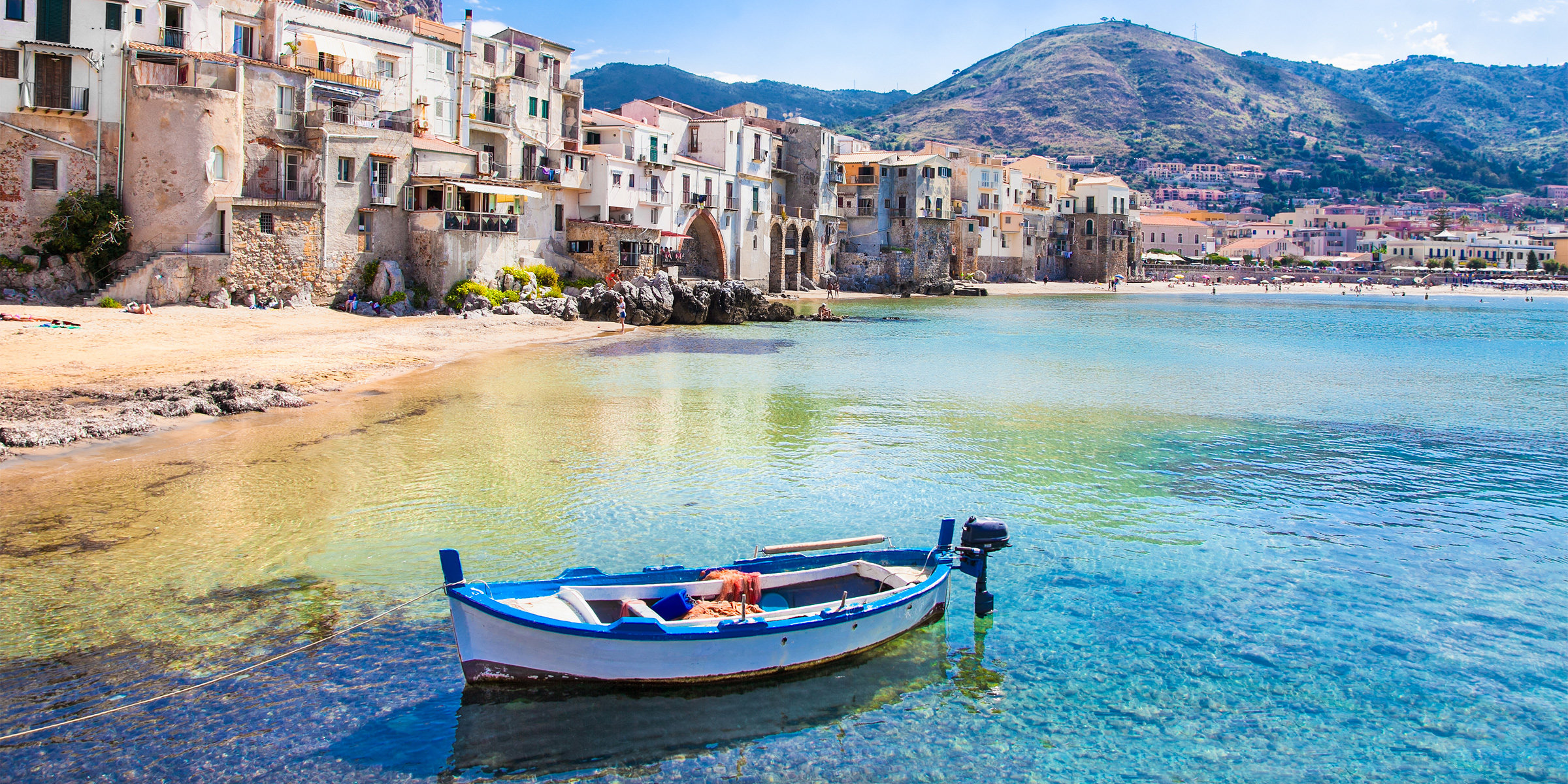 Cefalù, Sicilia - 15 of the Prettiest Towns and Villages in Italy