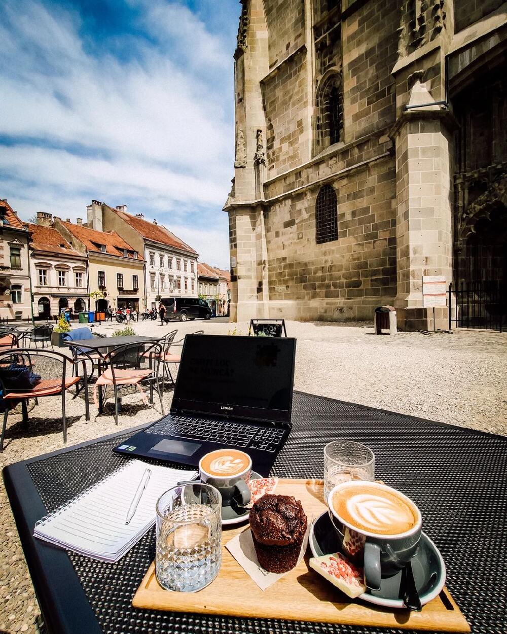 10 Work-Friendly Spots in Brasov with Good Coffee and Bites