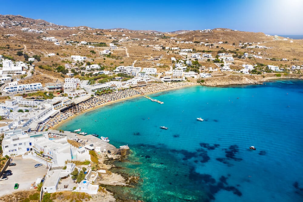 Paradise-on-Earth: 10 Famous Beaches in Mykonos + A Guide to some of their best Hotels