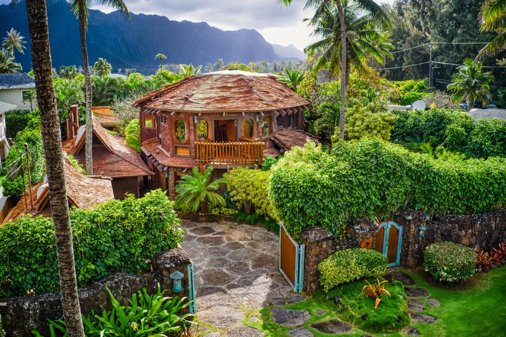 The Hobbit House, Hawaii