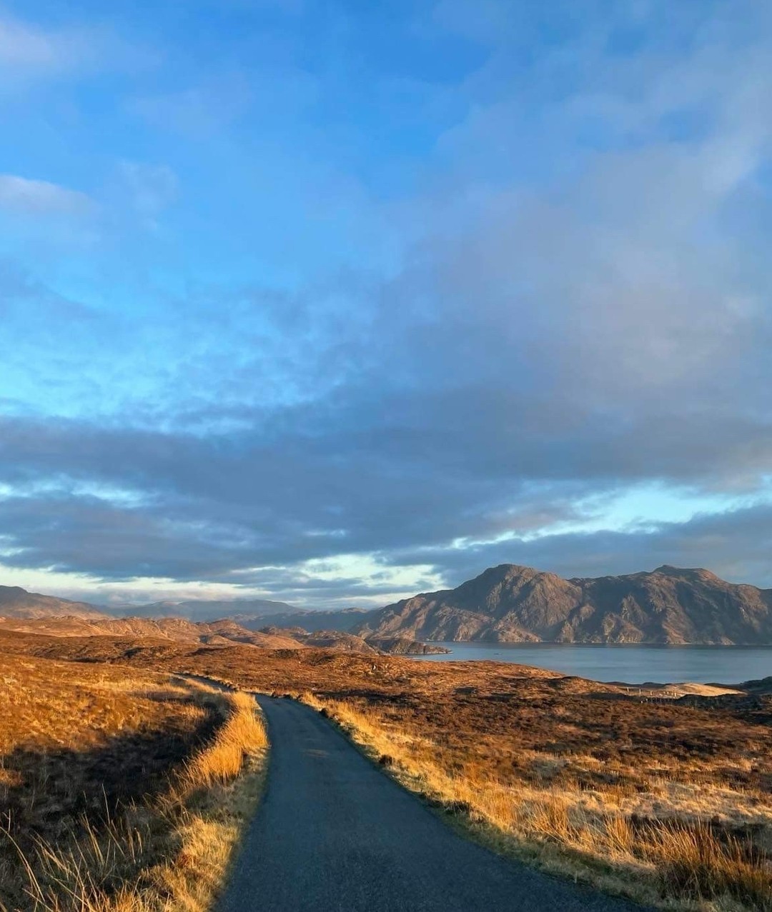 The road to Knoydart Hide And House