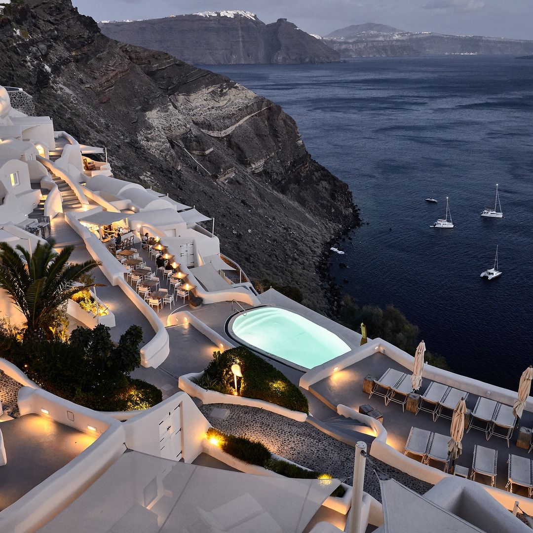 Top 10 Amazing Places to Stay on the Greek Island of Santorini (2023 ...