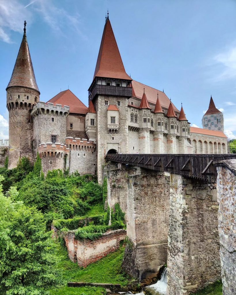 Top 10 Attractions & Must-See Sights of Transylvania - Framey