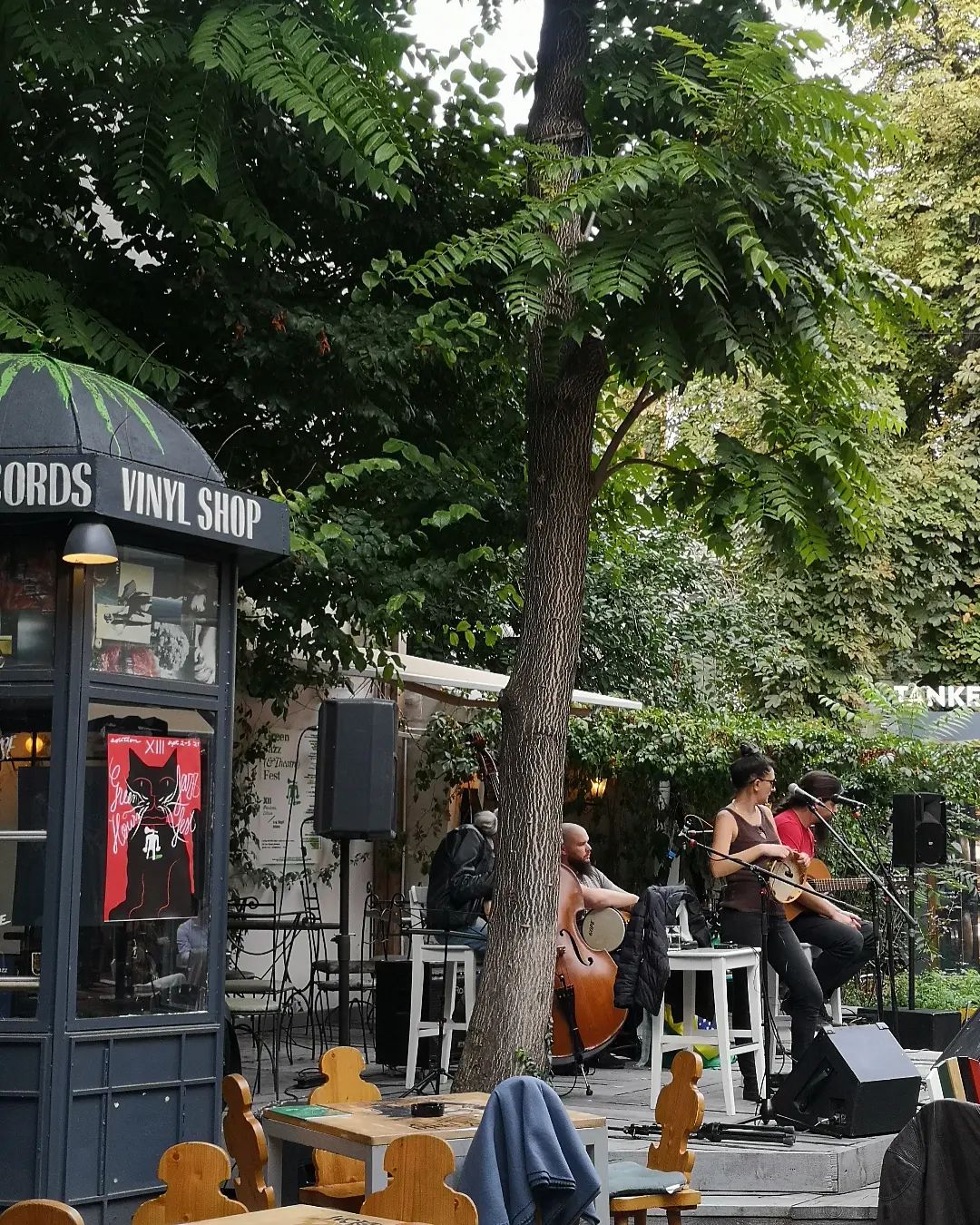 Green Hours Jazz Club - Best terraces and gardens in Bucharest