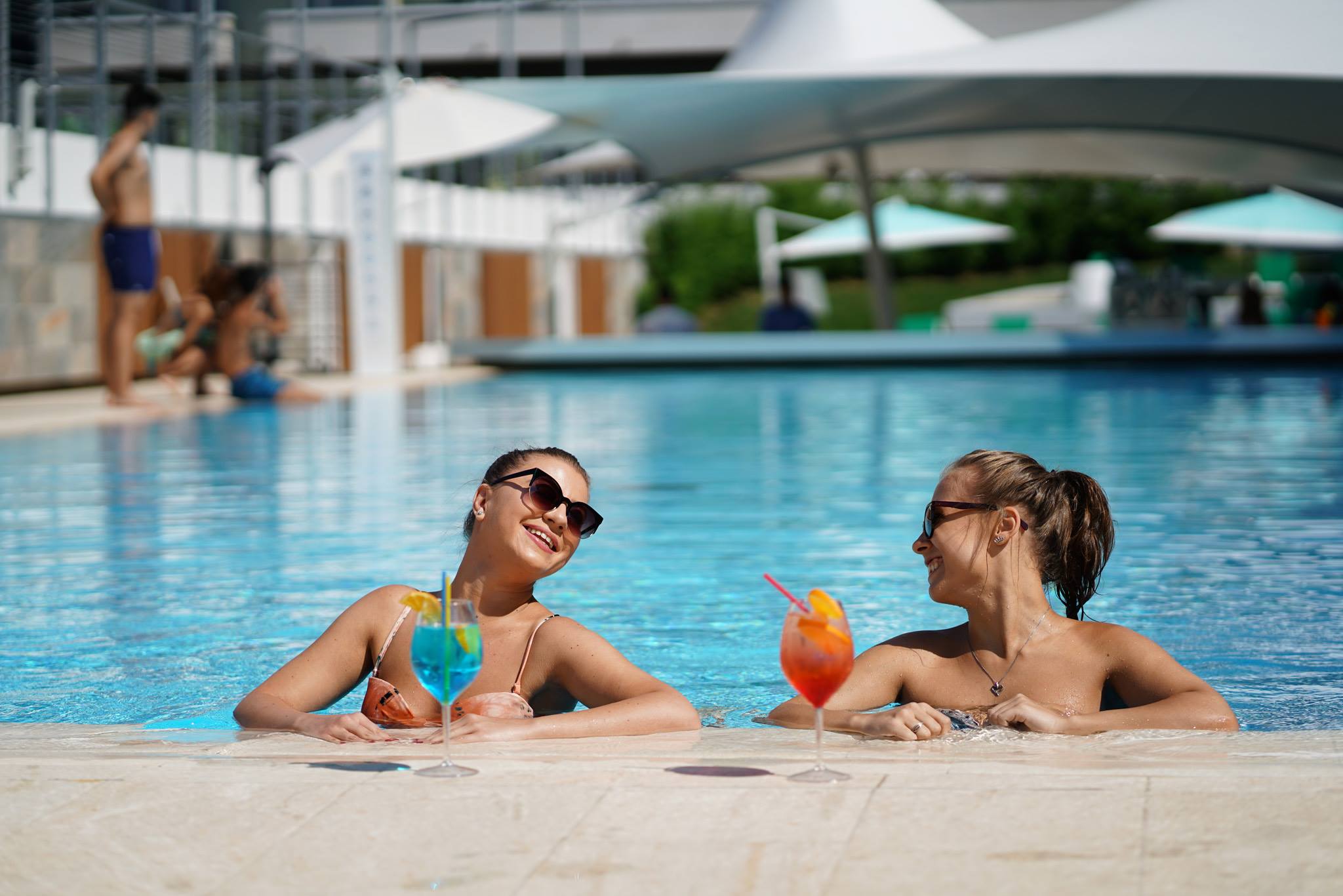 Crazy Pool by West Gate - Best Pools and Waterparks in Bucharest