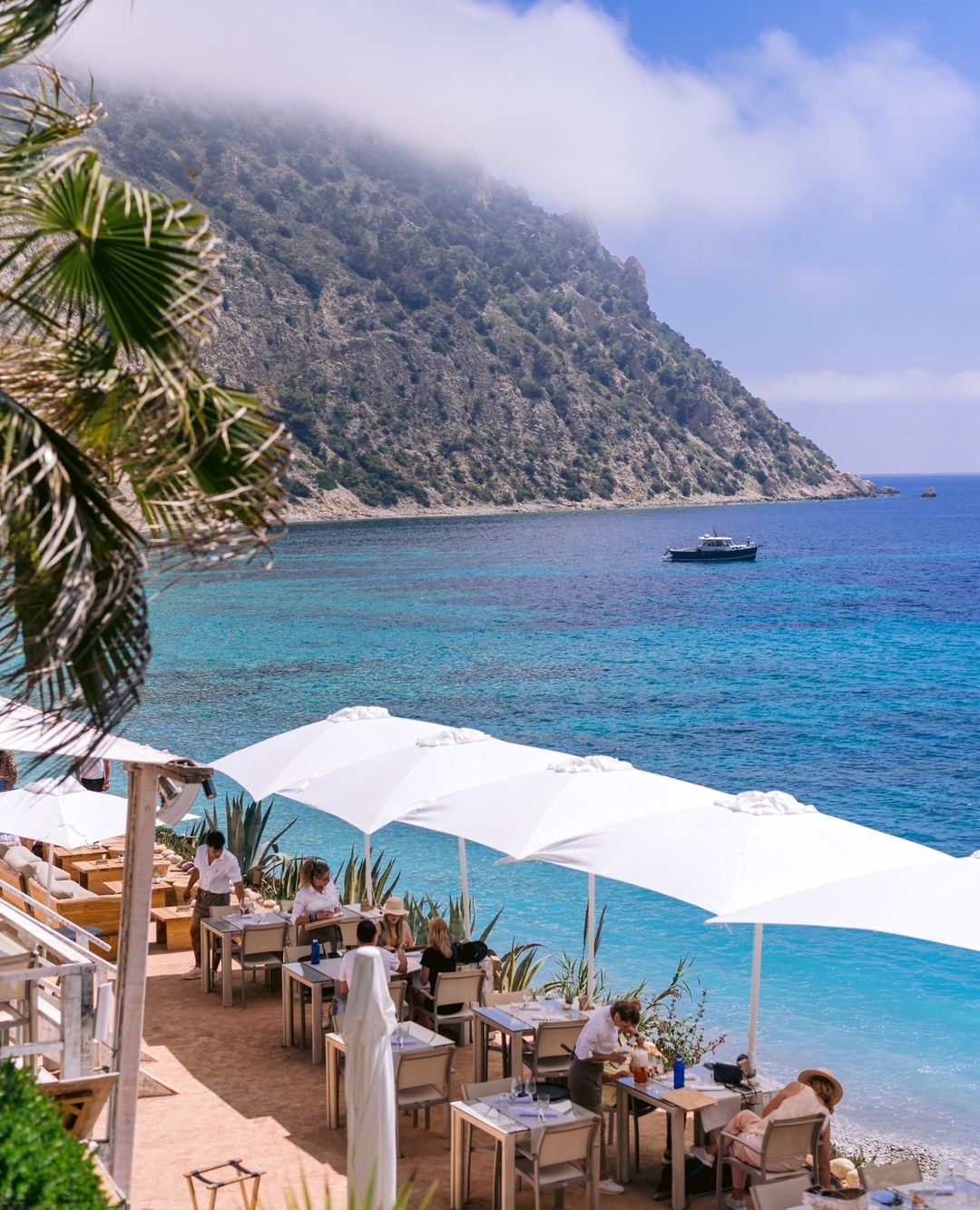 Unforgettable culinary experience right on the beach, with stunning views of the Mediterranean sea at Amante Ibiza