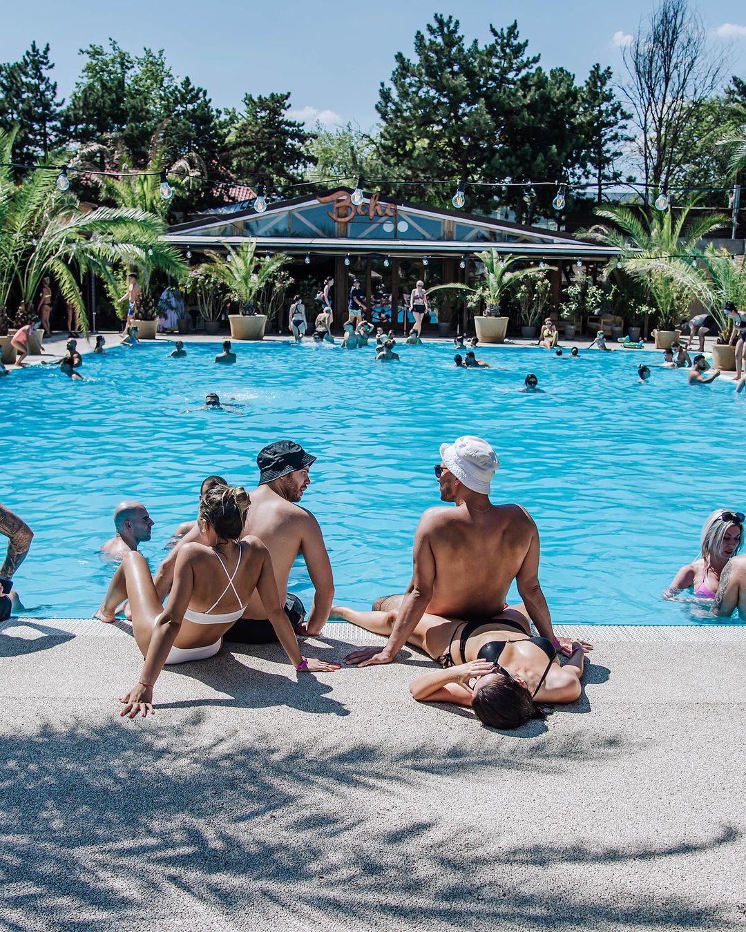 Daimon Pool - Best Pools and Waterparks in Bucharest