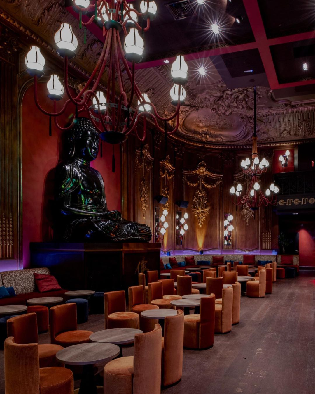 The unique setting with giant Buddha and cabaret theater atmosphere at Buddha-Bar Monte-Carlo