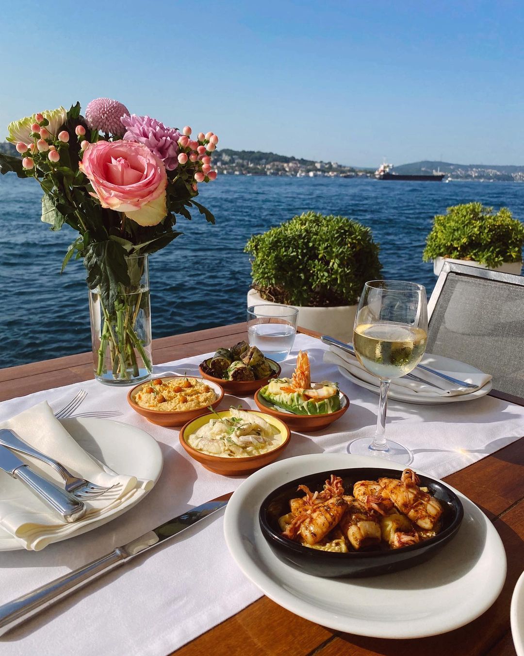 Sunny day and delicious food at A’jia Restaurant - Best Restaurants with Bosphorus View