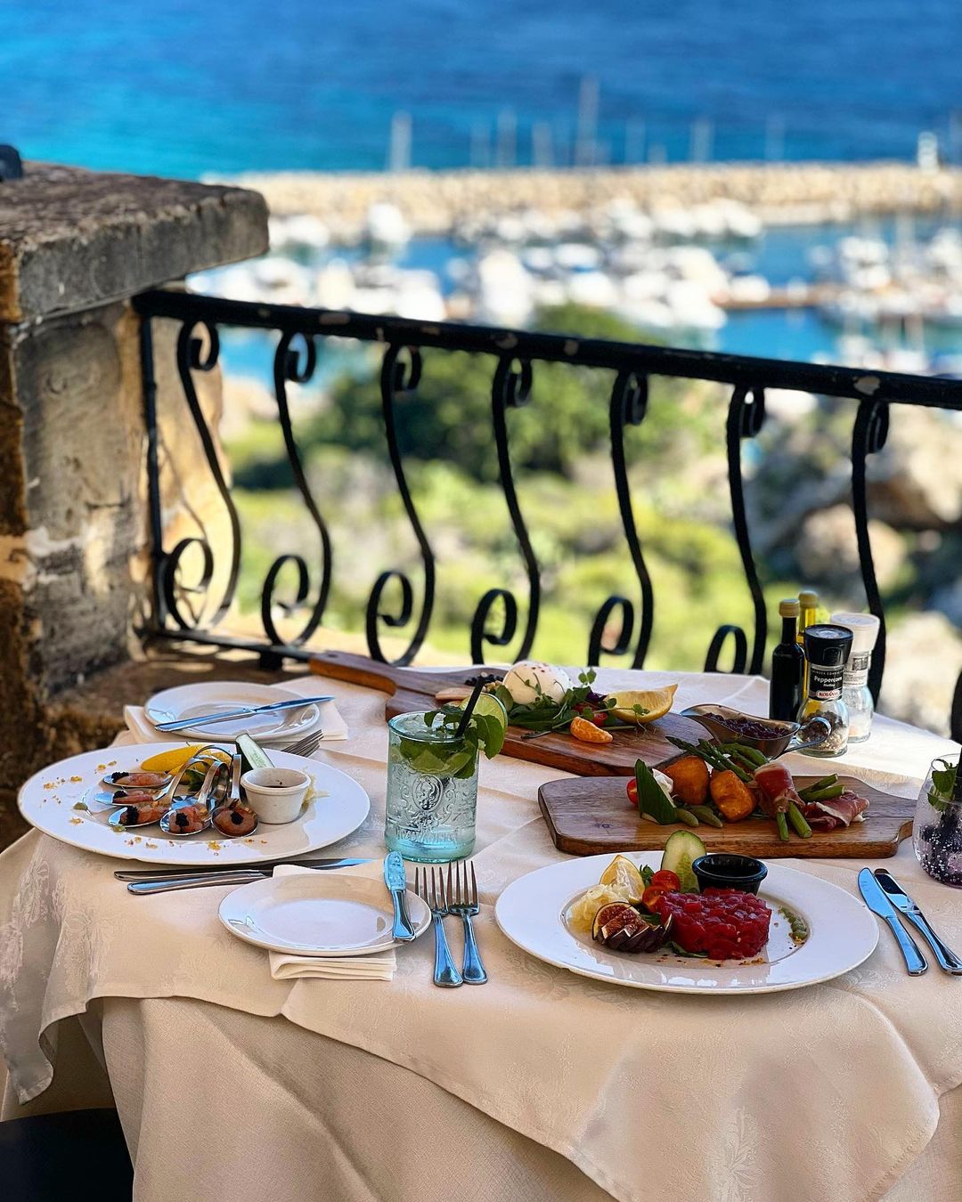 Mouthwatering Mediterranean cuisine and great views of Mgarr Harbor - Al Fresco Dining Spots in Malta