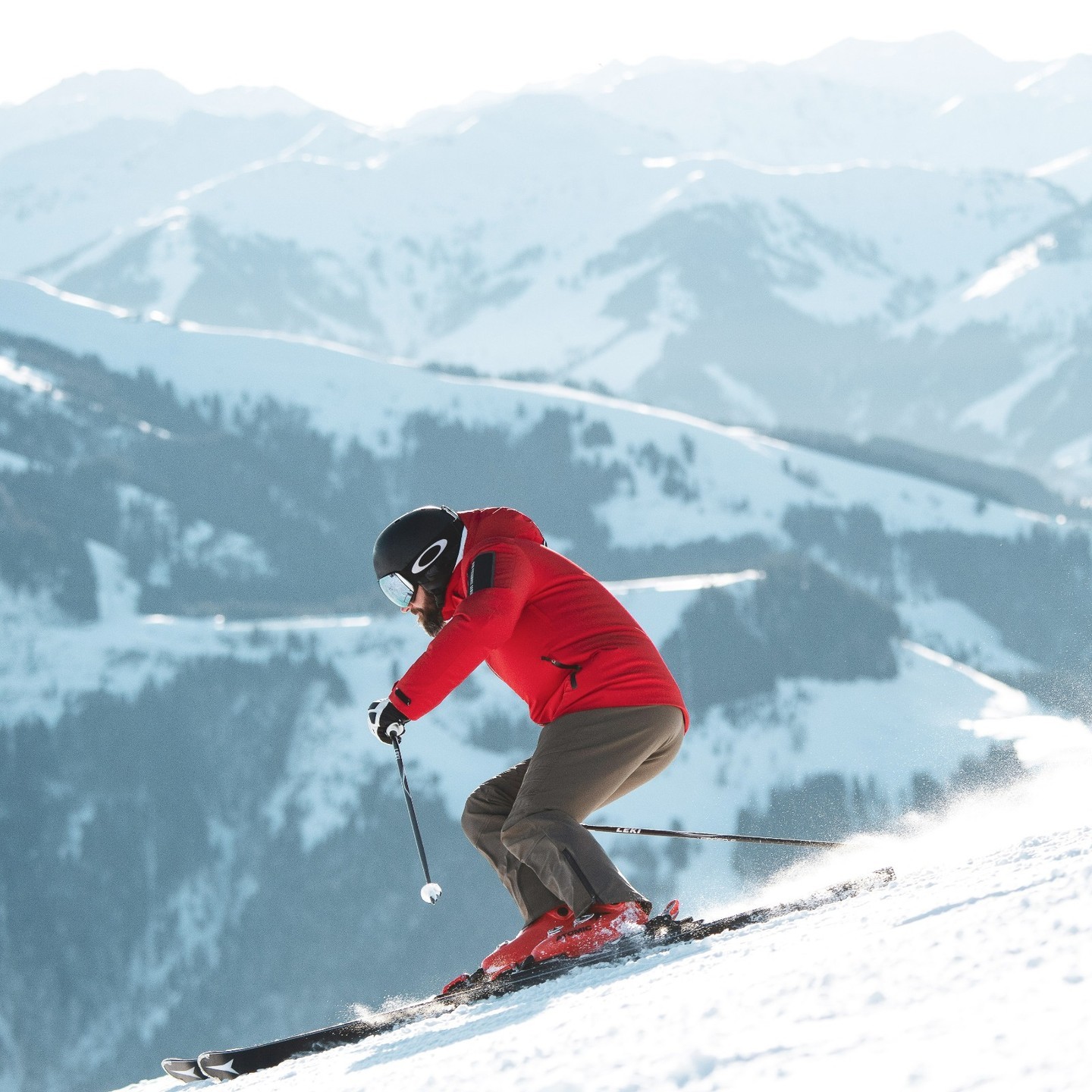 Are you Team ski ⛷️ or snowboard🏂🏽?