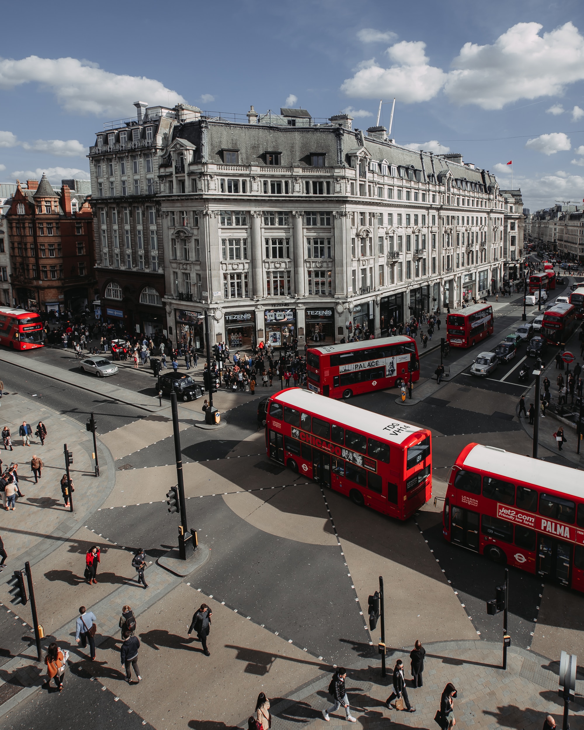 Classic view of London - Oxford Street - London Bucket List