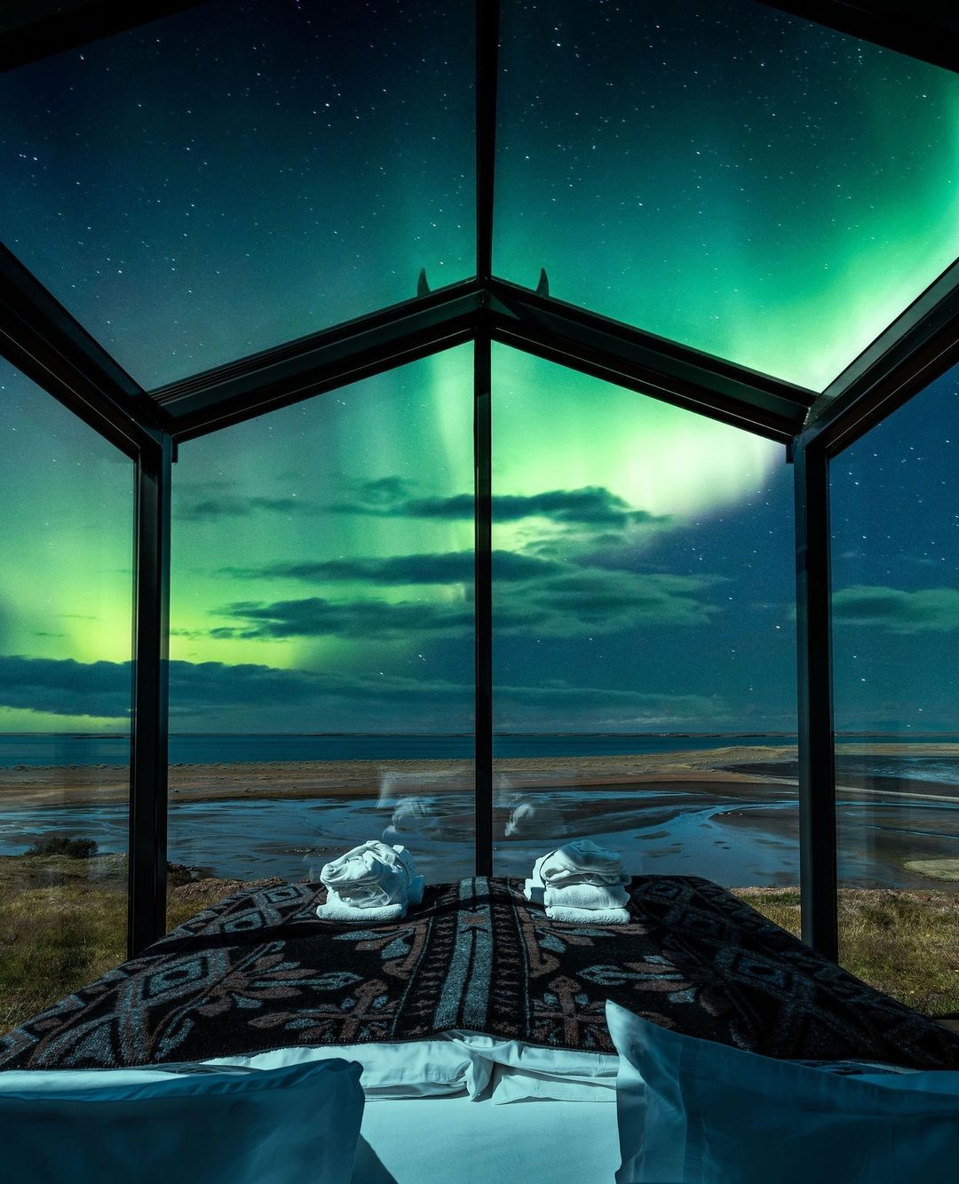 Panorama Glass Lodge Iceland